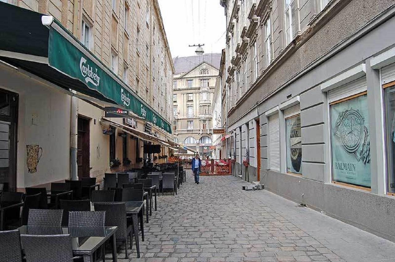 Квартира Подобово Біля Площі Ринок Вулиця Староєврейська 17 Lviv Ngoại thất bức ảnh