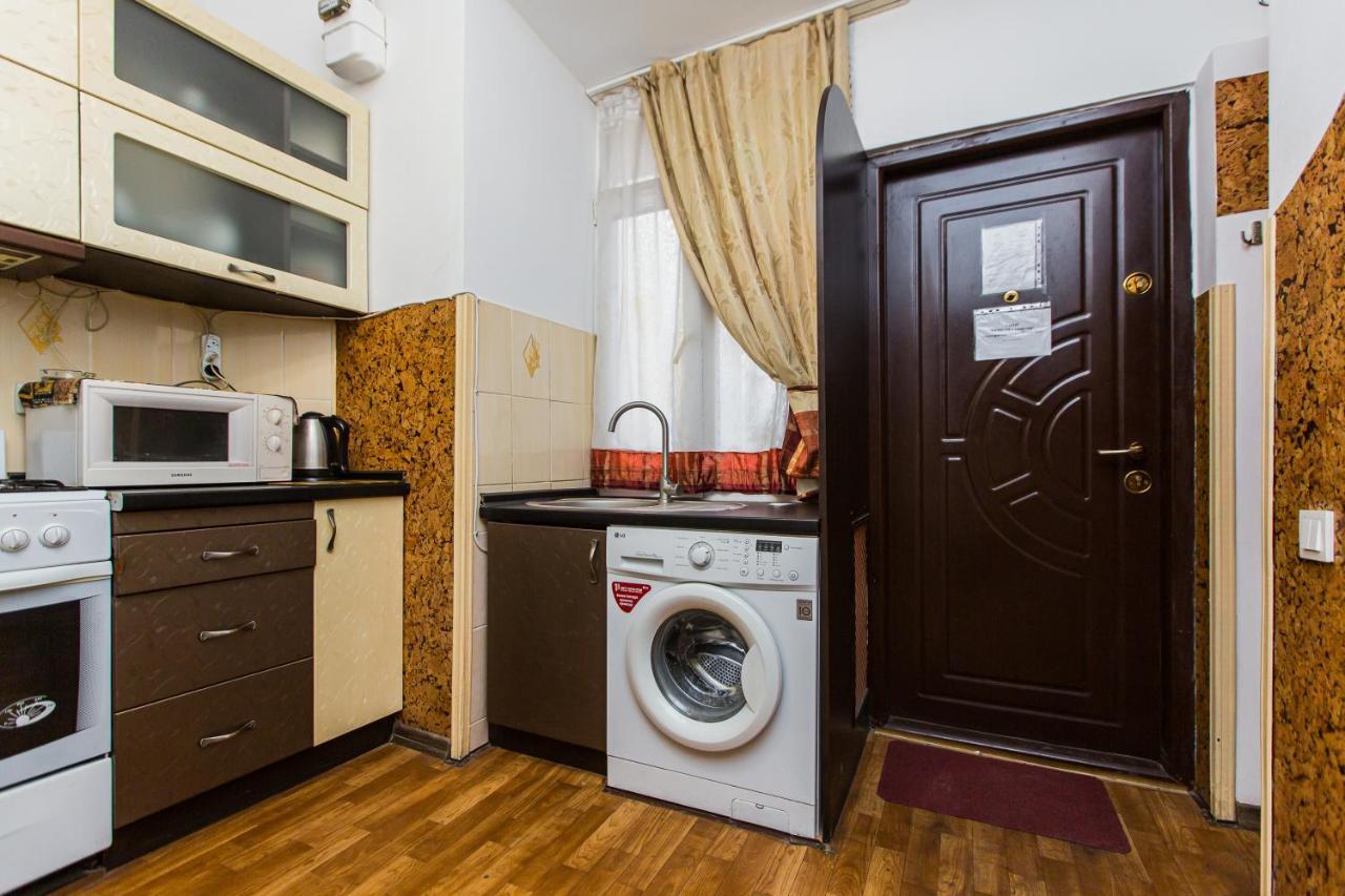 Квартира Подобово Біля Площі Ринок Вулиця Староєврейська 17 Lviv Ngoại thất bức ảnh